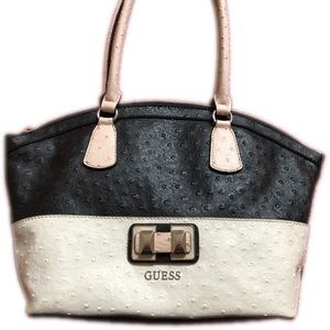 CCO😍 Guess handbag shoulder bag